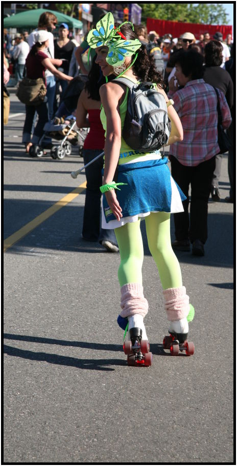 person: action: rollerblading : s-IMG_4341.jpg